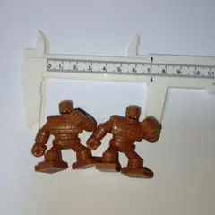 ドラクエ　ゴーレム　フィギュア　2体