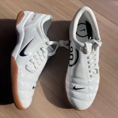 Item thumbnail for item 327b7032-1d1e-48d2-b45c-8c84be61fe93