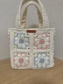 ハンドメイド　アフリカンフラワー　かぎ針編み　　トートバッグ　コットン毛糸