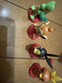 ポケモンエッグチョコ　ポカブ　キモリ　ヒコザル　　アチャモセット