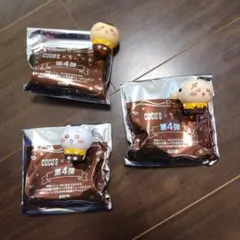 COCO'S × ちいかわ　ソフビ人形　ココス　くりまんじゅう　ラッコ