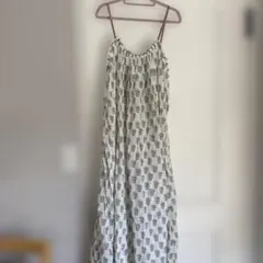 ZARA 花柄キャミワンピース