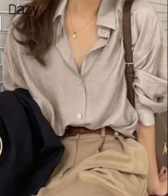 DAZY レディース シンプル デイリー 長袖シャツ　秋服 プレッピー　ベージュ