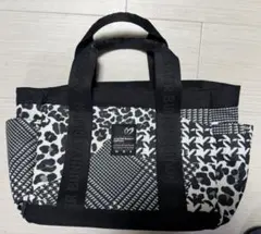 Item thumbnail for item 81292e9f-9497-4ac3-acea-3cc8c66f7ccc