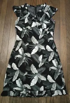 ORIGINAL HAMPSHIRE 葉柄 半袖 フリル付き ミニワンピース