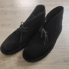 Clarks　黒 スエード チャッカブーツ