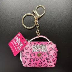 ROSE FAN FAN キーホルダー 2個セット - メルカリ