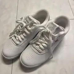 Reebok ホワイト スニーカー