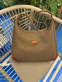 Item thumbnail for item cd952561-bb62-48f6-b929-f1ebeb0e2a84