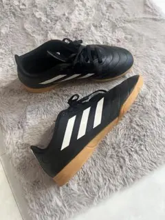 adidas フットサルシューズ ブラック/ホワイト