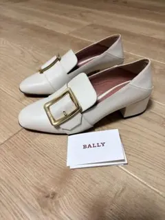 【美品】BALLY Janelle ローファー ホワイト 本革 ブロックヒール 2026年最新】Bally カラー：ホワイト系 レディース ローファー・革靴の