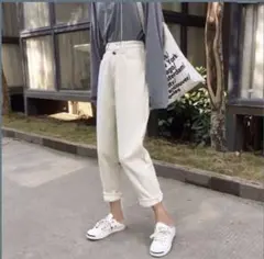 新品ホワイトデニムパンツ カジュアルMサイズ