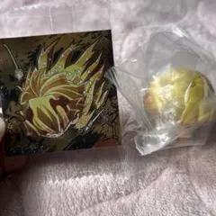 鬼滅の刃ウエハースカード極みレア我妻善逸＆ガチャガチャ我妻善逸