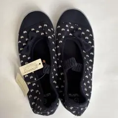 ‼️新品未使用‼️HusHusHネイビー リボン付きシューズ　19cm ワールド