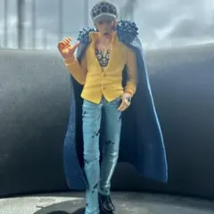 トラファルガー・D・ウォーター・ロー フィギュア