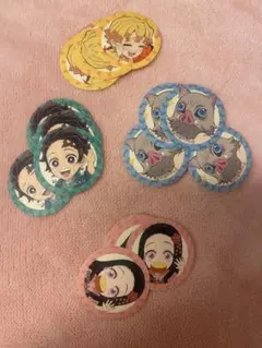 鬼滅の刃　お正月　和紙フレークシール　炭治郎、伊之助、善逸、ねずこ