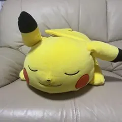 おねむり ピカチュウ 超ビッグサイズ ぬいぐるみ - メルカリ