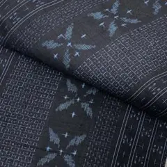 T65⭐️正絹　紬　亀甲　絣　単衣　逸品のサムネイル