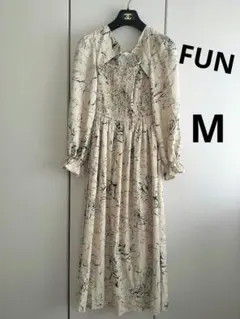 FUN　ロング丈ワンピース　ベージュ　Мのサムネイル