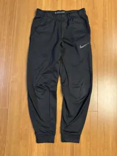 Item thumbnail for item c1192e6a-d0bb-49b7-af2a-13c55a1a84a9