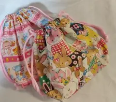 ★値下げ【ハンドメイド】お弁当入れ2ケ/裏撥水ナイロン/うさぎフレンズ