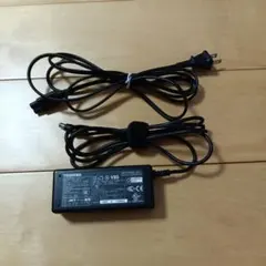 TOSHIBA AC アダプター　パソコン用のサムネイル