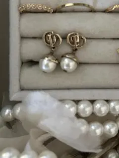 クリスチャンディオール　ピアス