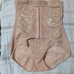 骨盤ショーツ ギュギュギュ Mサイズ
