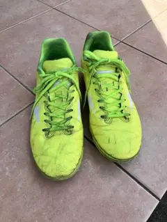 Mizuno 蛍光イエロー サッカートレーニングシューズ　26.0㎝