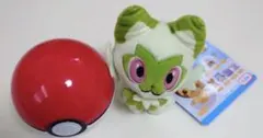ニャオハ 　ぬいぐるみバッジ