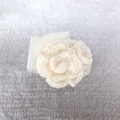 ハンドメイド　コサージュ　バラ　リボン　パール　ブローチ　オールホワイト