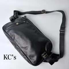 【未使用級】ケーシーズKc'sボディバッグショルダーバックレザーブラック KC,s（ケイシイズ） ケーシーズ ショルダーバッグ ジッパーショルダー