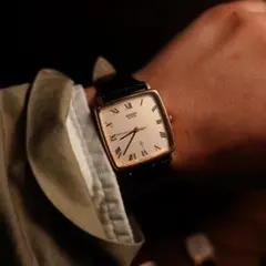 80s Vintage Seiko Chariot タンク 黒 ローマン文字盤 - メルカリ