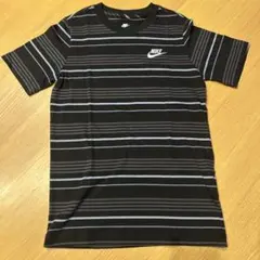 新品タグ付き　NIKE Tシャツ 150cmのサムネイル