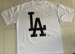 新品　 LL サイズ　MLBドジャース　半袖Tシャツ カスレプリント　白　黒文字