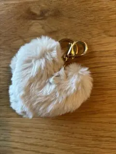 ハート型ファーキーホルダー ベージュ