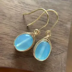 A632：シーブルーカルセドニー／フラットタンブル／天然石ピアス／再販