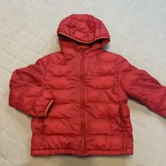 赤 フード付き ユニクロ中綿ダウンコート