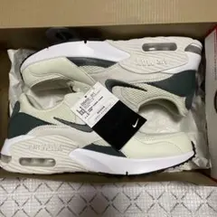 新品未着用】ナイキ　ウィメンズ　AIR MAX 26.0cm