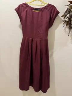 green label relaxing バーガンディ リボン付きドレス