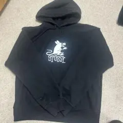 STÜSSY グラフィックパーカー ブラック