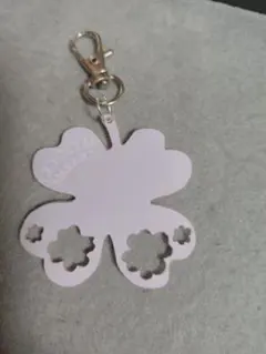 ビーズキーホルダーy2kクローバーピンク