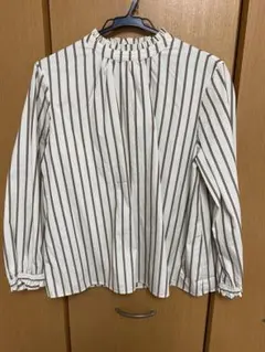 美品　ストライプ　ブラウス　フリル　ホワイト　ブラウン