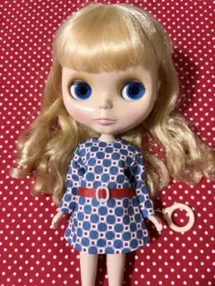 ネオブライス　レトロなワンピース　アウトフィット