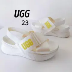 UGG La Breeze(LA ブリーズ)厚底スポーツサンダル 23 白 アグのサムネイル