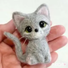 にゃーん！スコちゃんブローチ - メルカリ