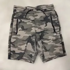 ② 迷彩柄ハーフパンツ ジッパーポケット付き