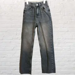 Item thumbnail for item 136b9068-7713-4b07-a13a-c919d90db868