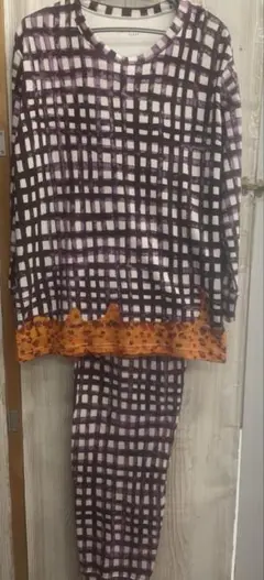 ツモリチサト　チェック柄パジャマセット（紫・オレンジ）のサムネイル