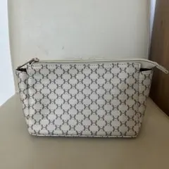 Item thumbnail for item 843cfe47-faed-4f4e-bb36-2d37b7d834e3